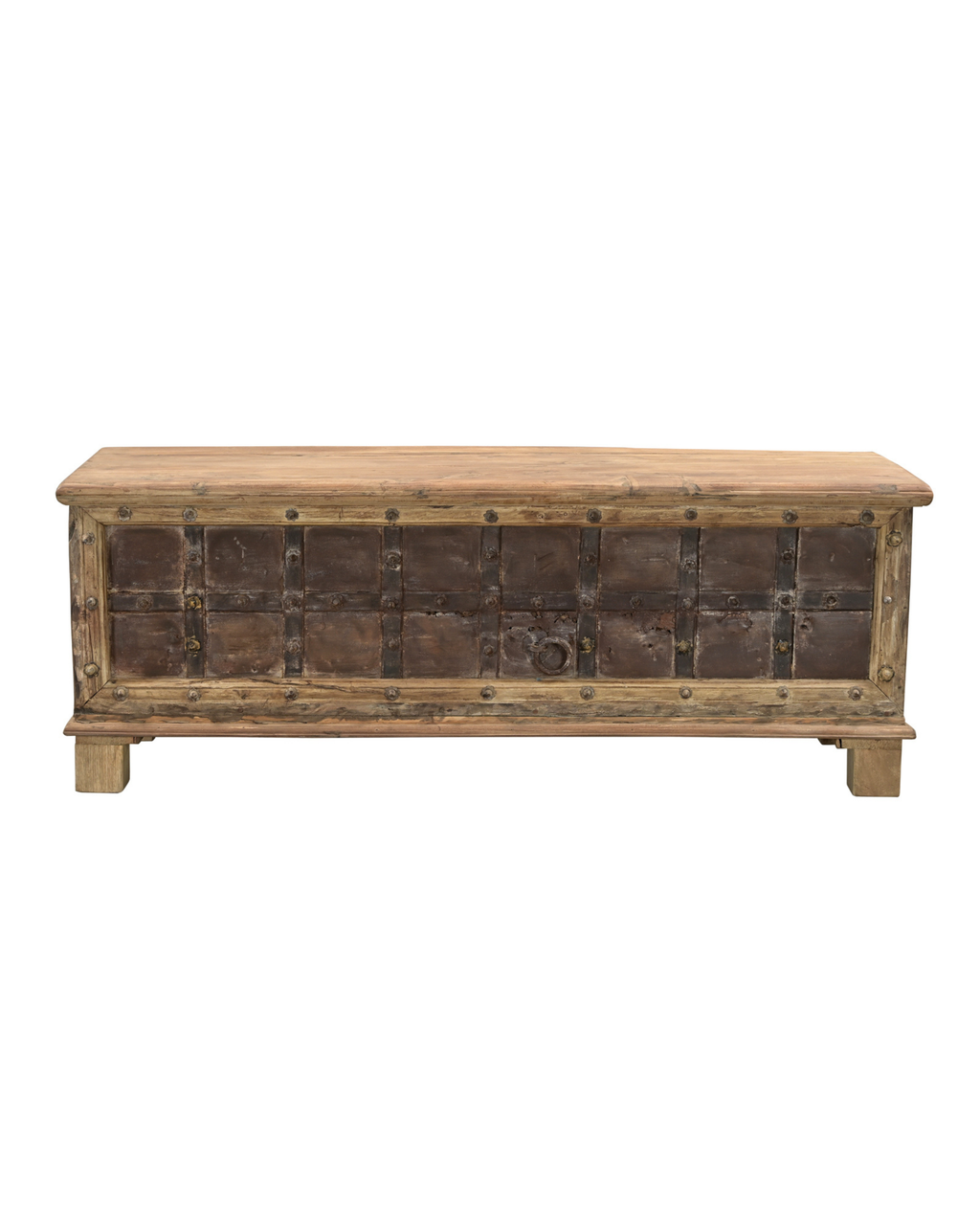 Coffre ancien en bois et métal – pièce unique