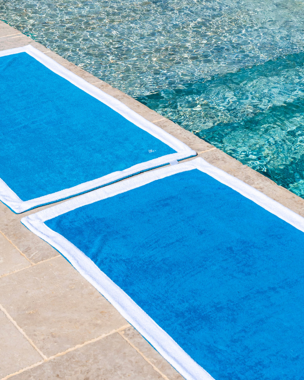 Offre Spéciale Lot de 2 serviettes de plage PALLACE 90×180 cm - 5 Coloris