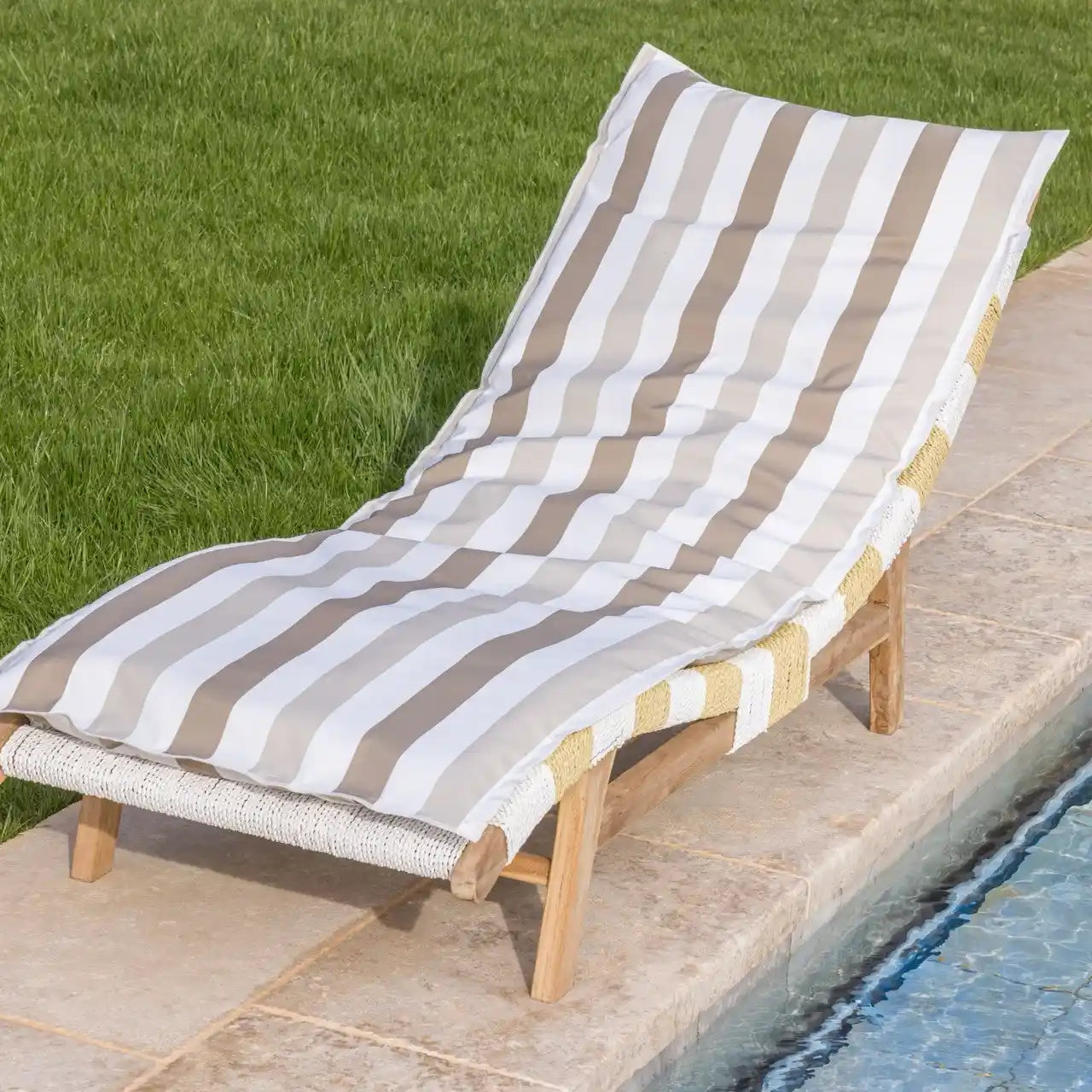 Matelas de Piscine "Déhoussable" Mistral