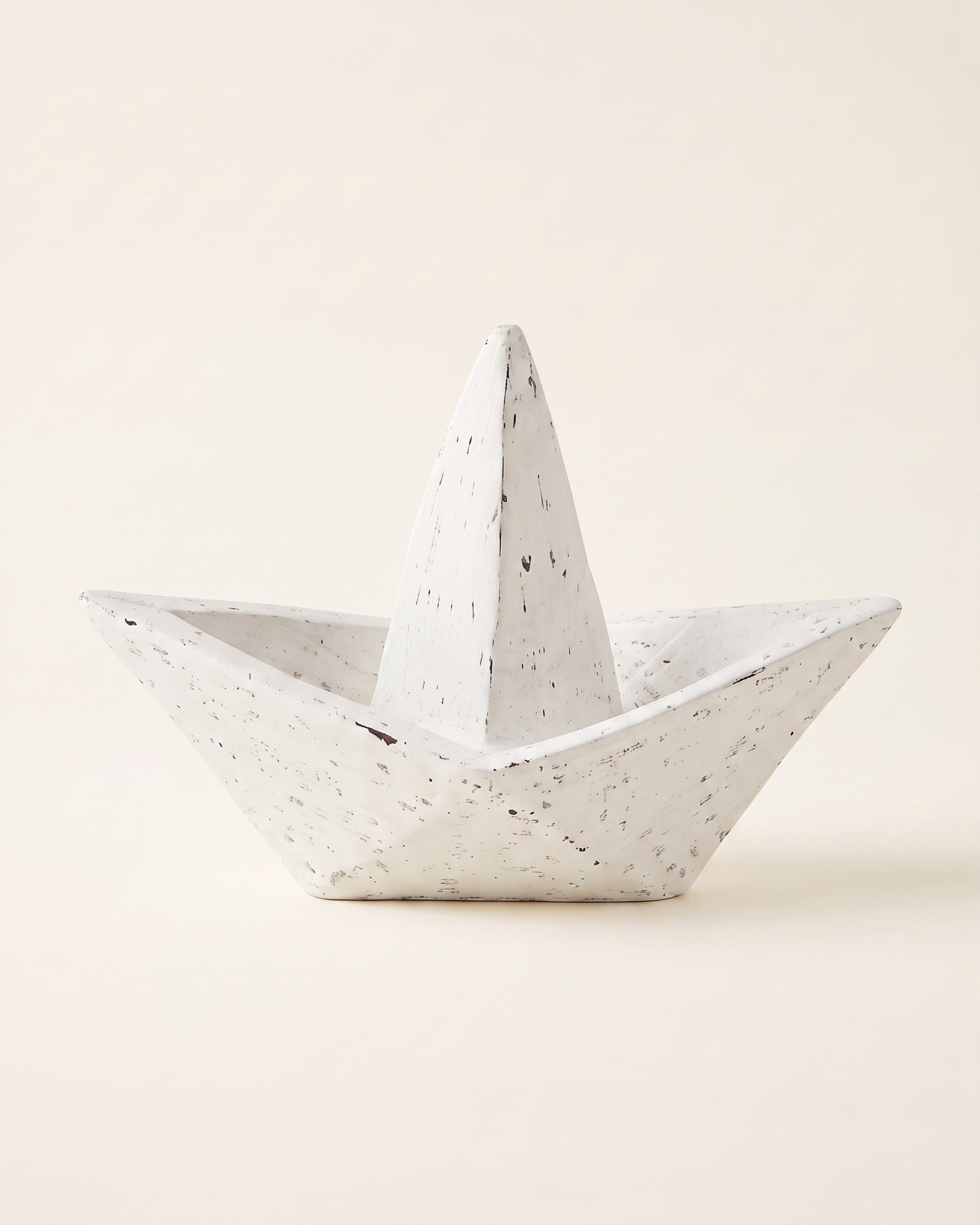 Bateau Origami Décoratif — Sculpture en Bois Blanchi