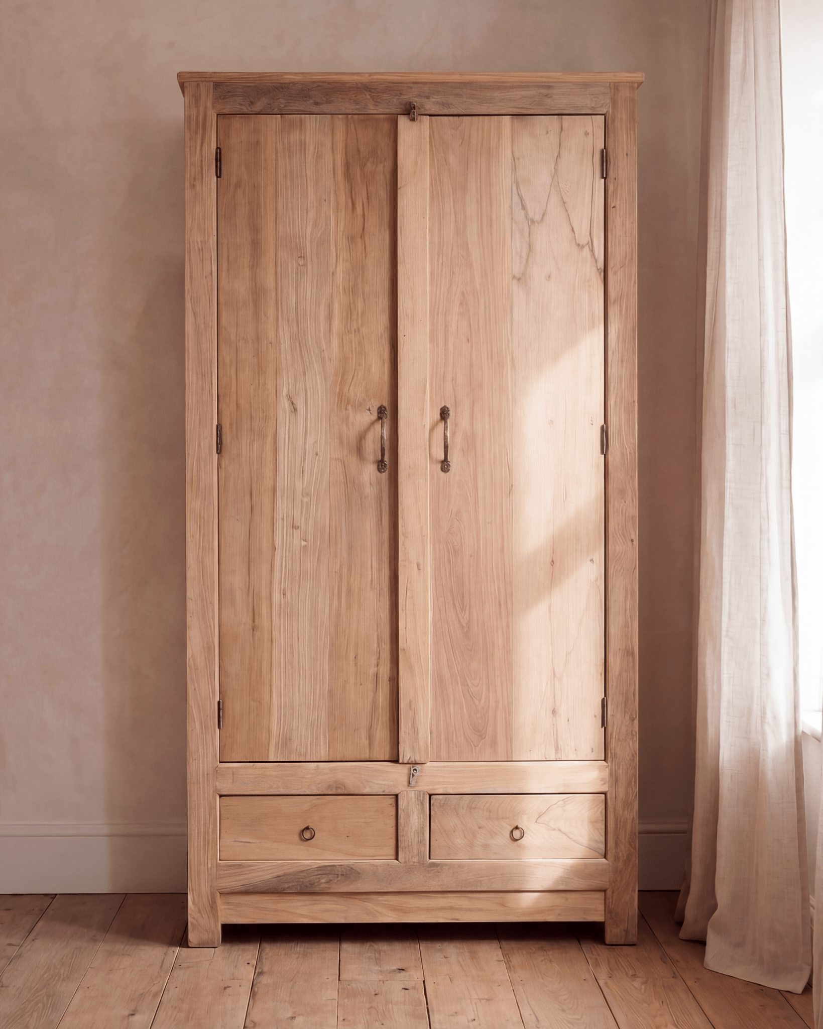 Armoire artisanale en bois – 2 portes & 2 tiroirs (pièce unique) - Marinette Saint - Tropez