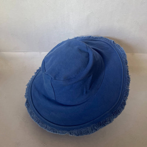 BOB CAPRI - Marinette Saint - Tropez