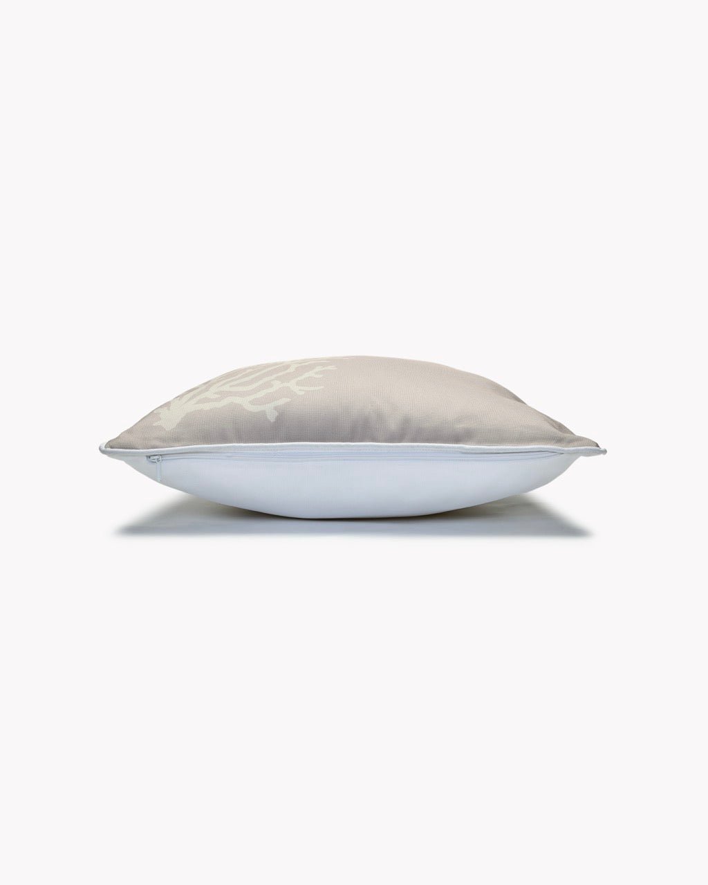 Coussin d'Extérieur CORAUX Déperlant 50×50 cm - 3 Coloris - Marinette Saint - Tropez
