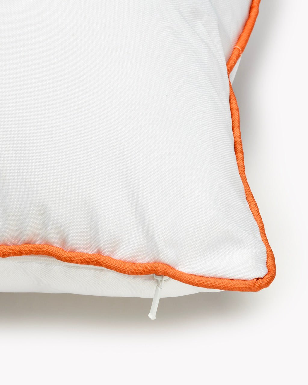 Coussin d'Extérieur Déperlant SAINT - TROPEZ - Texte Tufté - Marinette Saint - Tropez