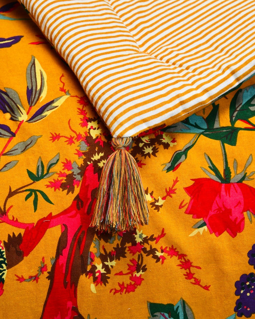 Futon Plaza - Imprimé Floral Indien à Pompons - Marinette Saint - Tropez
