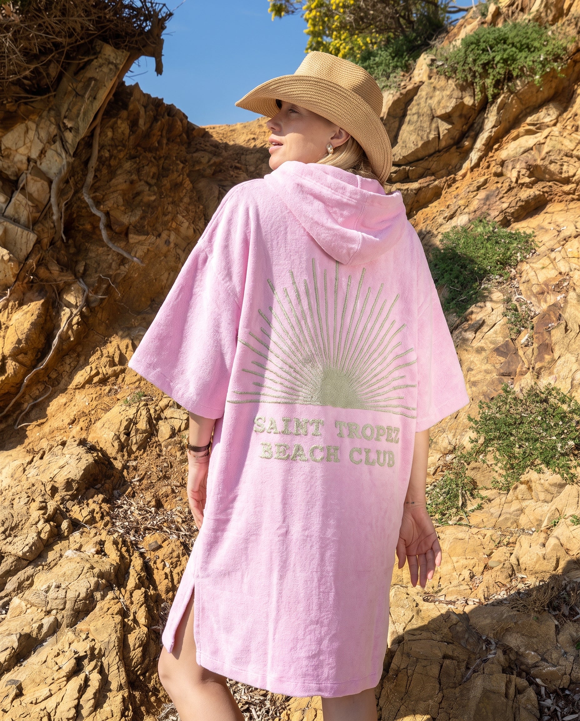 Unisex Sponge Hoodie Saint-Tropez – One Size Fits All