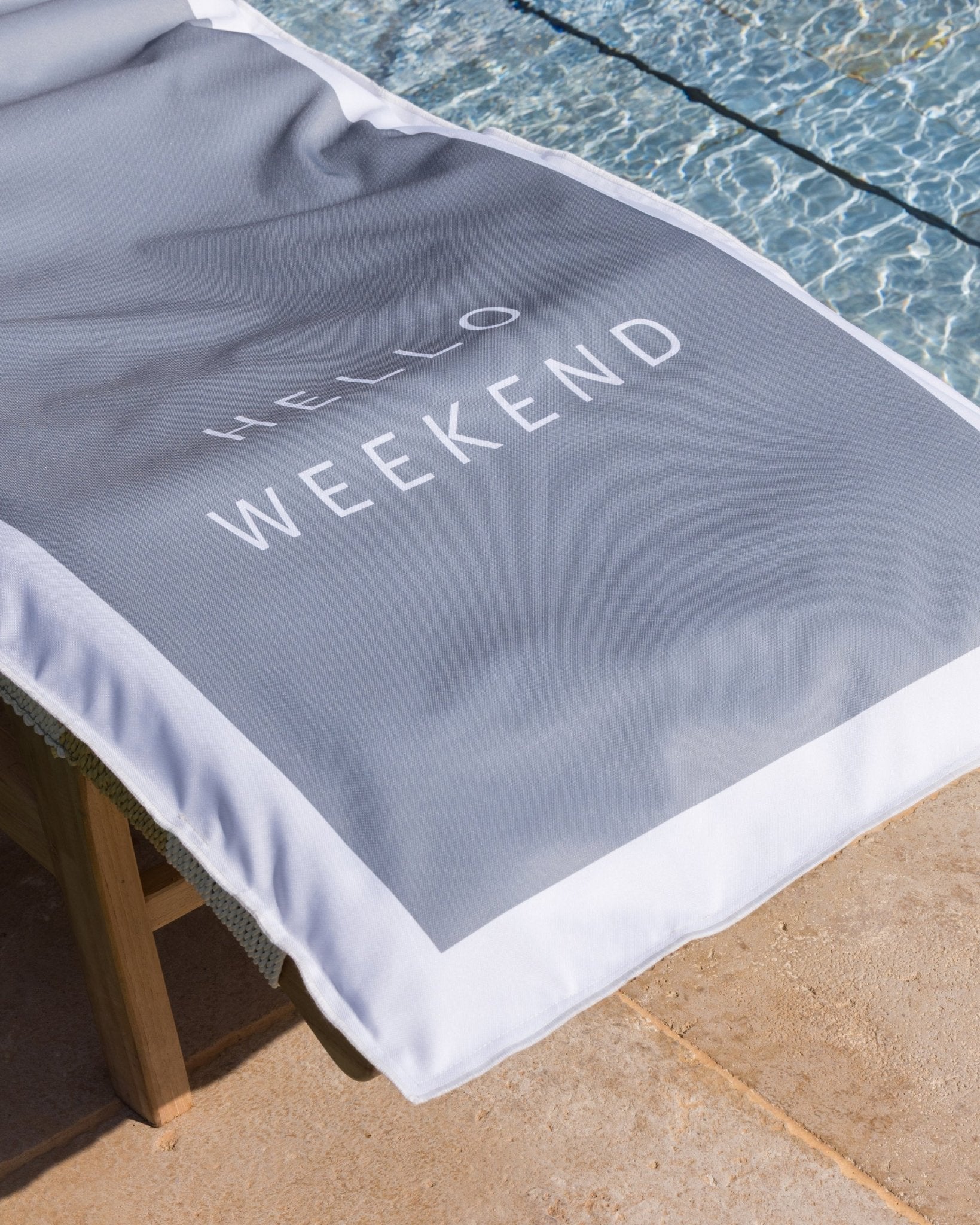 Matelas Hello Week - End | Housse 100% Polyester Déperlante + Intérieur Inclus - Marinette Saint - Tropez