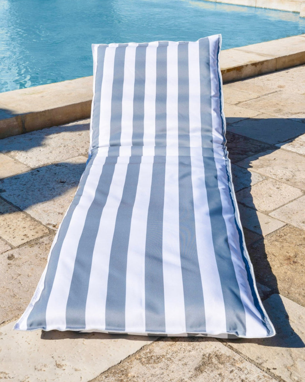 Matelas MISTRAL | Housse 100% Polyester Déperlante + Intérieur Inclus - Marinette Saint - Tropez