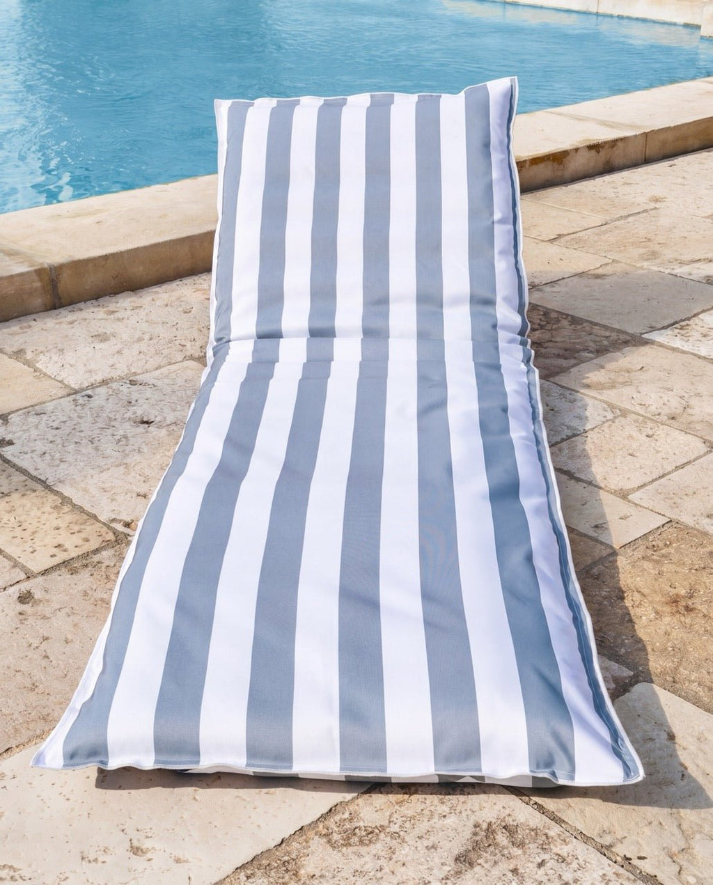 Matelas MISTRAL | Housse 100% Polyester Déperlante + Intérieur Inclus - Marinette Saint - Tropez